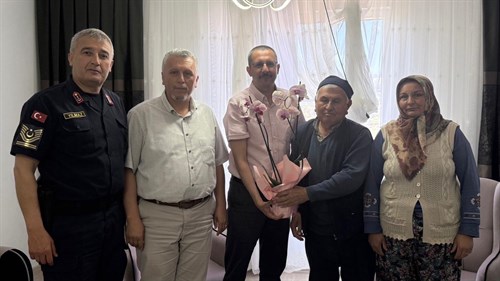 SAYIN KAYMAKAMIMIZDAN KIBRIS GAZİMİZE BABALAR GÜNÜ ZİYARETİ